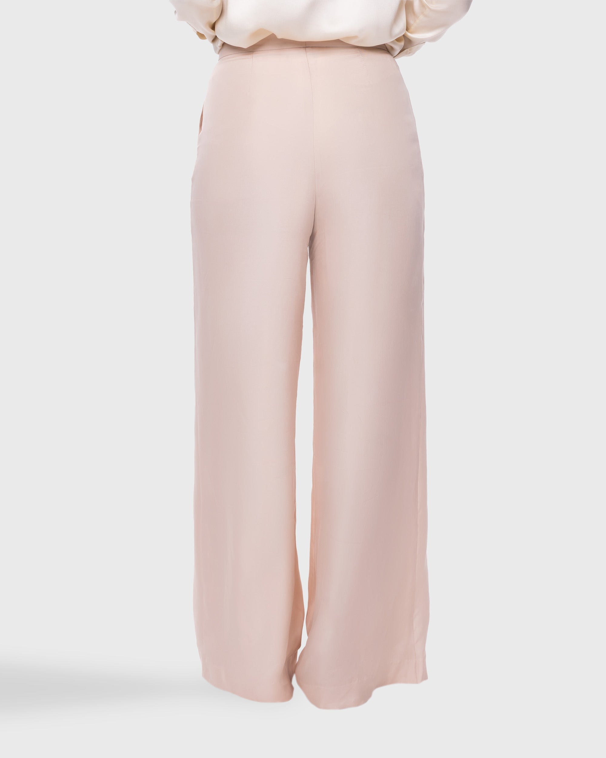 بنطال هيلانا