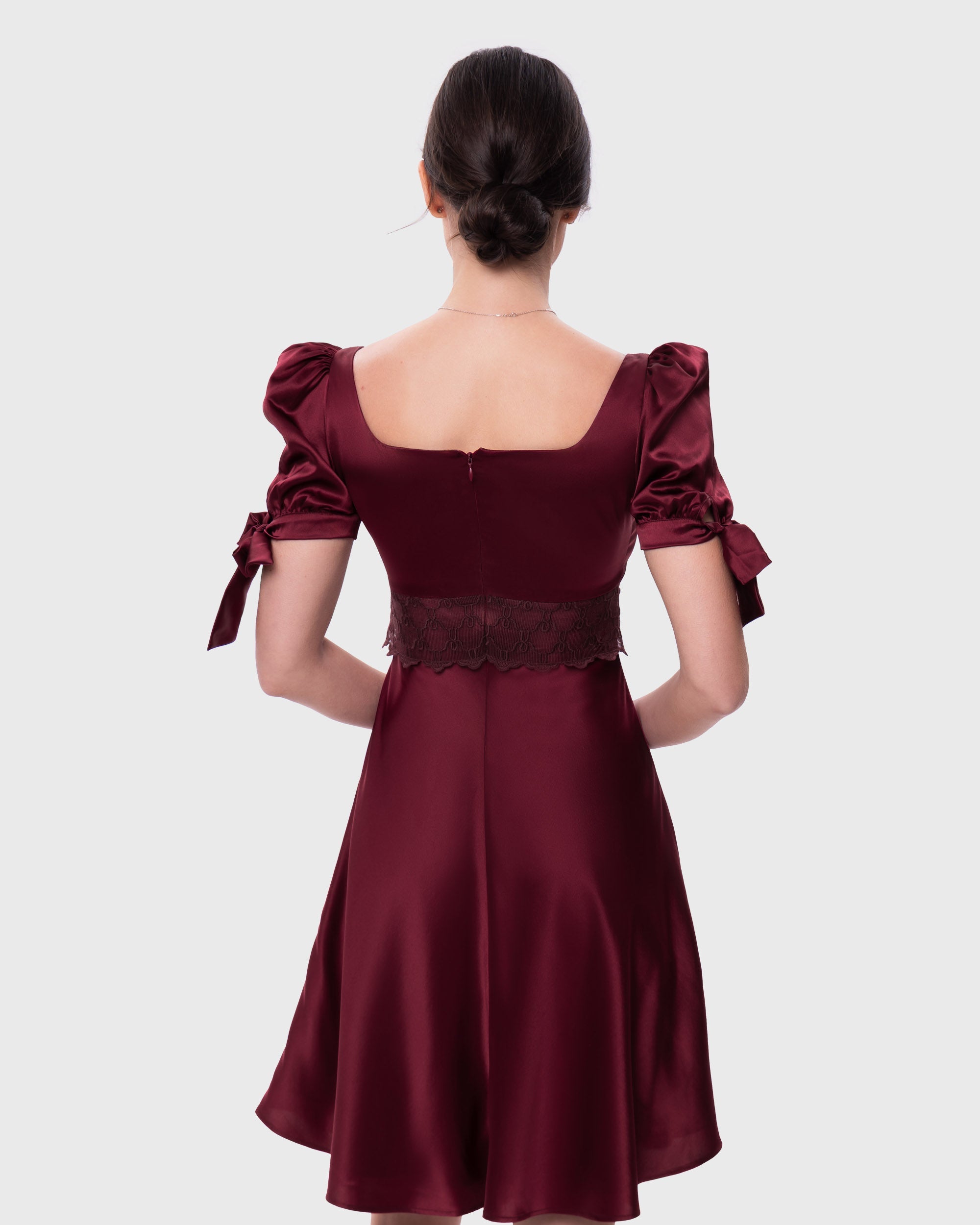 فستان ألبا روزا