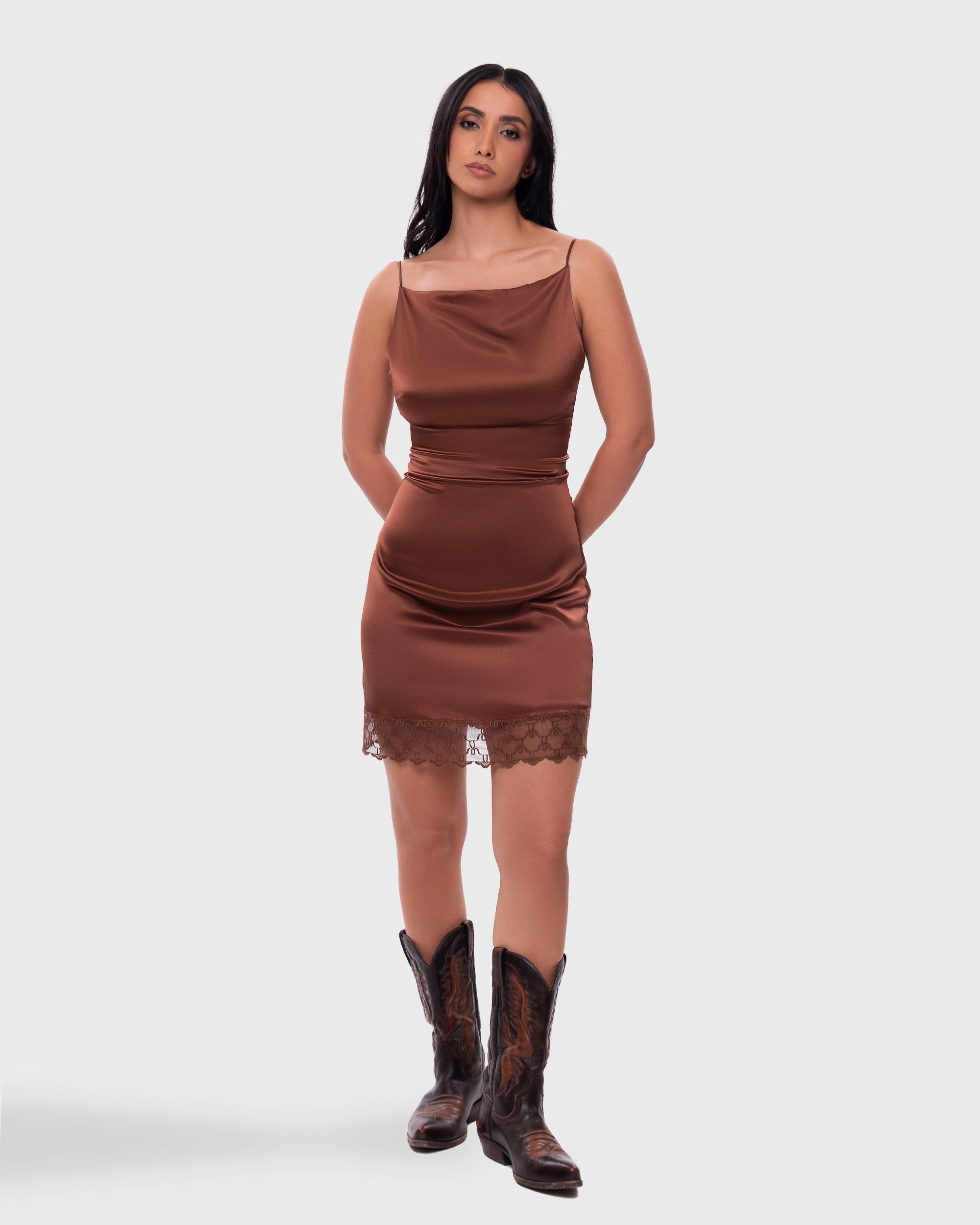 فستان أوفيرا